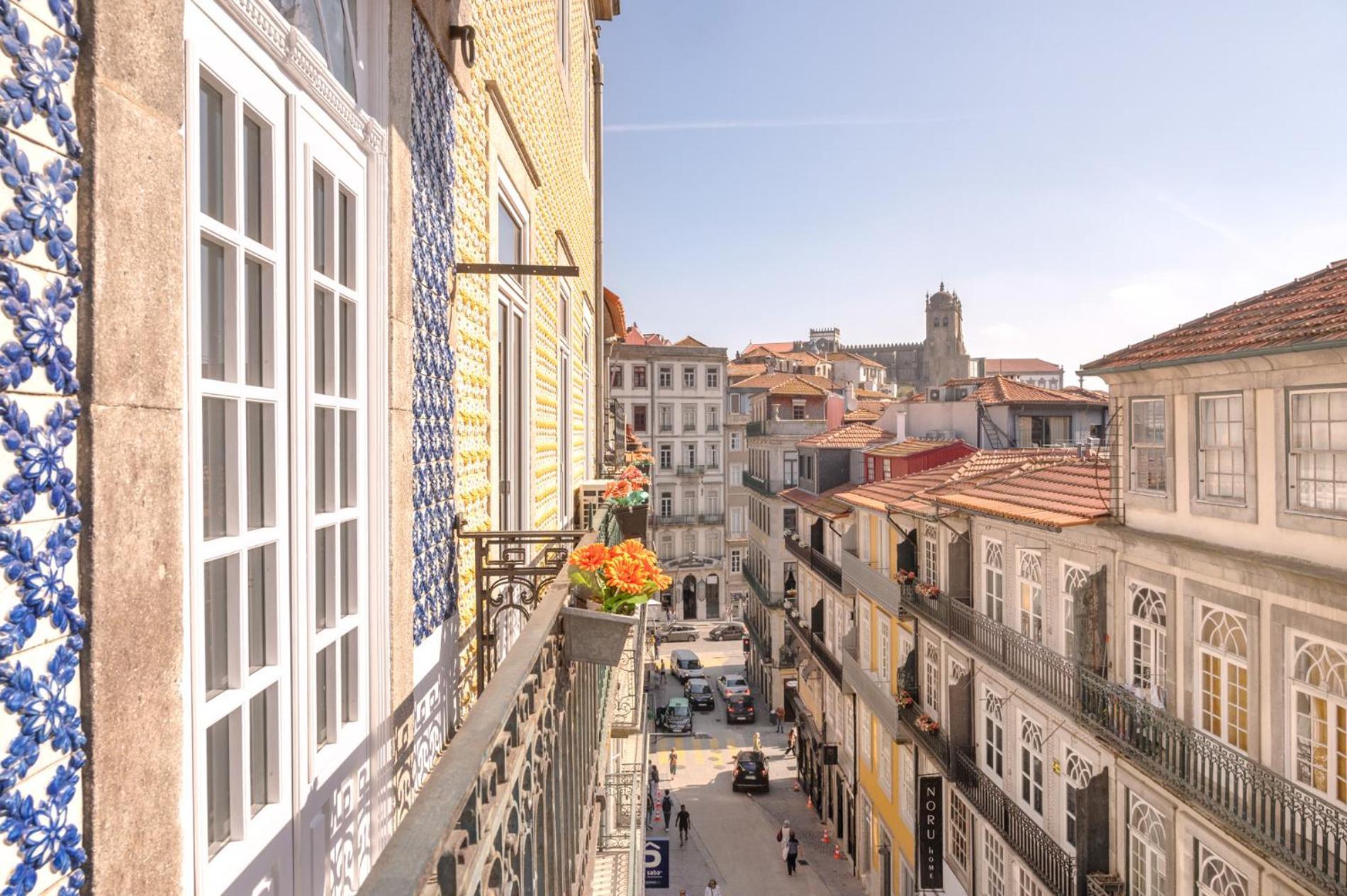 Historical Penthouse At Cardosas Block Apartment Porto Exterior foto